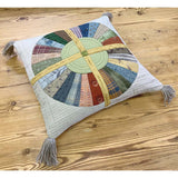 Grandma's Fan Cushion（without instruction）in "Your First Patchwork, Yoko Saito's Traditional Patterns"