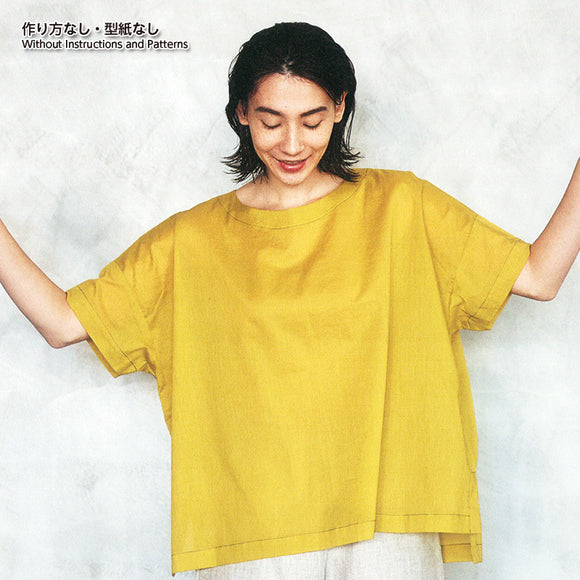 Short-sleeve Blouse (without instruction and pattern) in 
